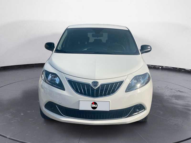 LANCIA Ypsilon 1.0 firefly hybrid Silver 70c