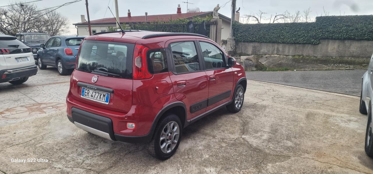 Fiat Panda 1.3 MJT 16V DPF 4x4 Climbing