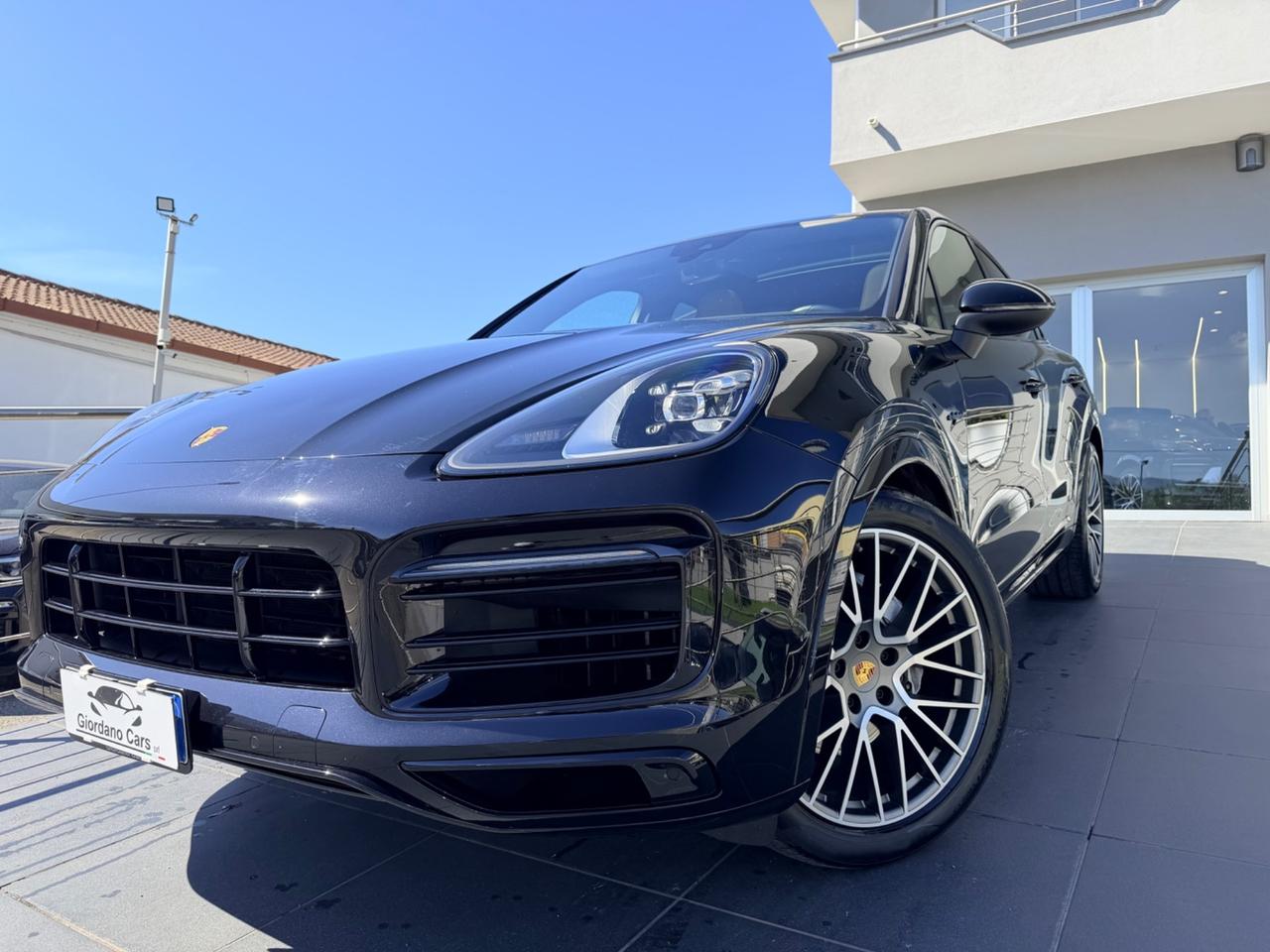 Porsche Cayenne Coupé 3.0 V6 E-Hybrid Platinum Edition