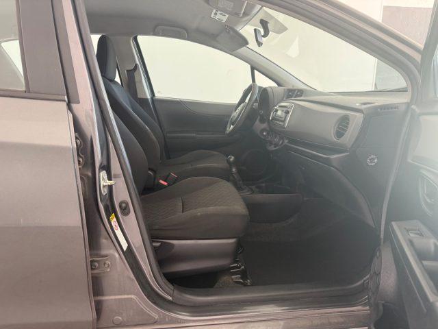 TOYOTA Yaris 1.0 5P Lounge