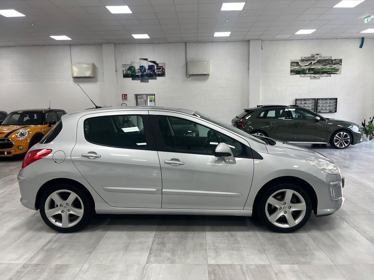 Peugeot 308 5p 1.6 16v