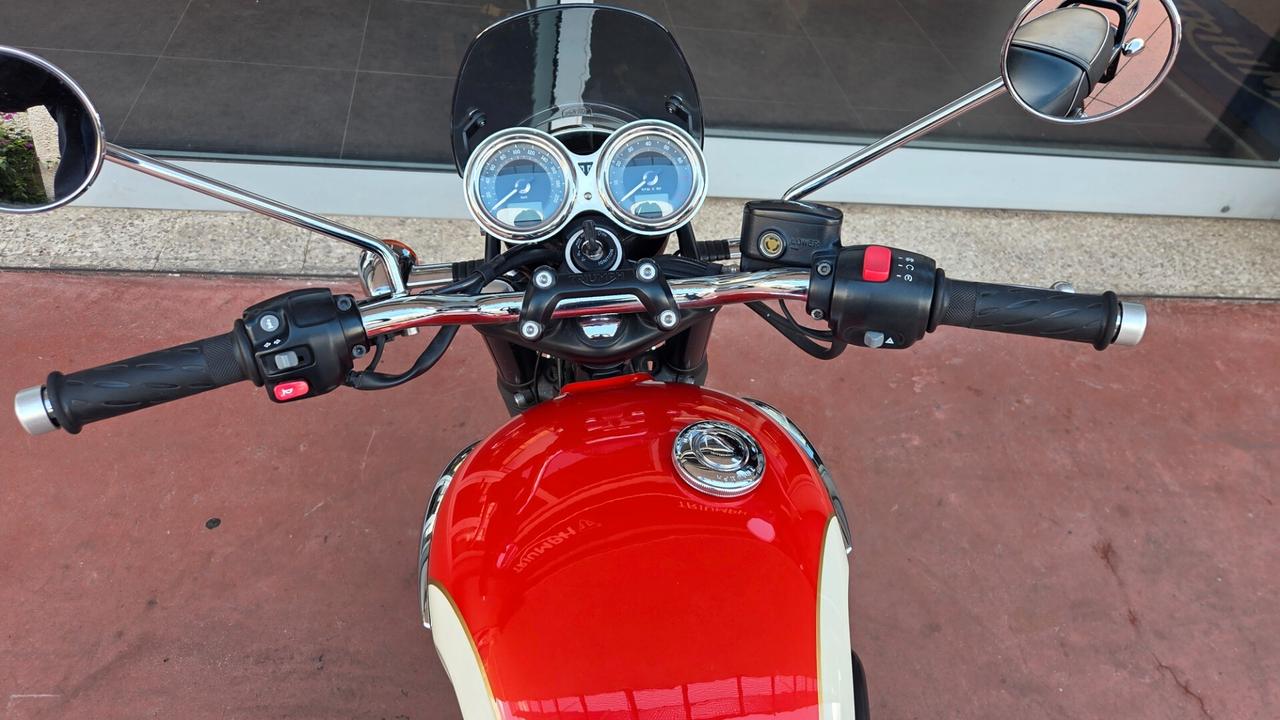 Triumph Bonneville