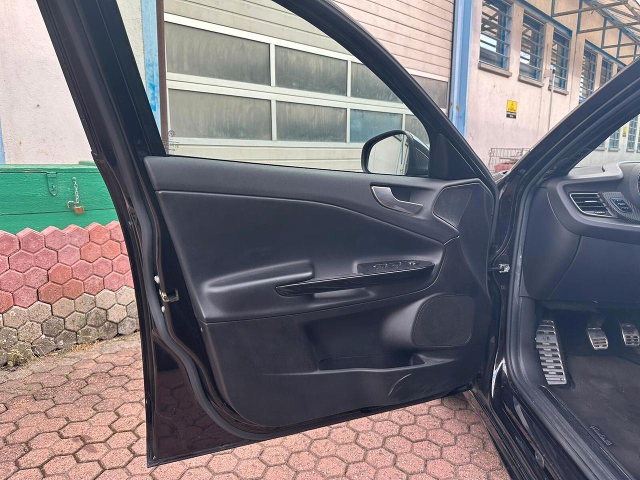 ALFA ROMEO GIULIETTA QUADRIFOGLIO VERDE 1750TBI 2012