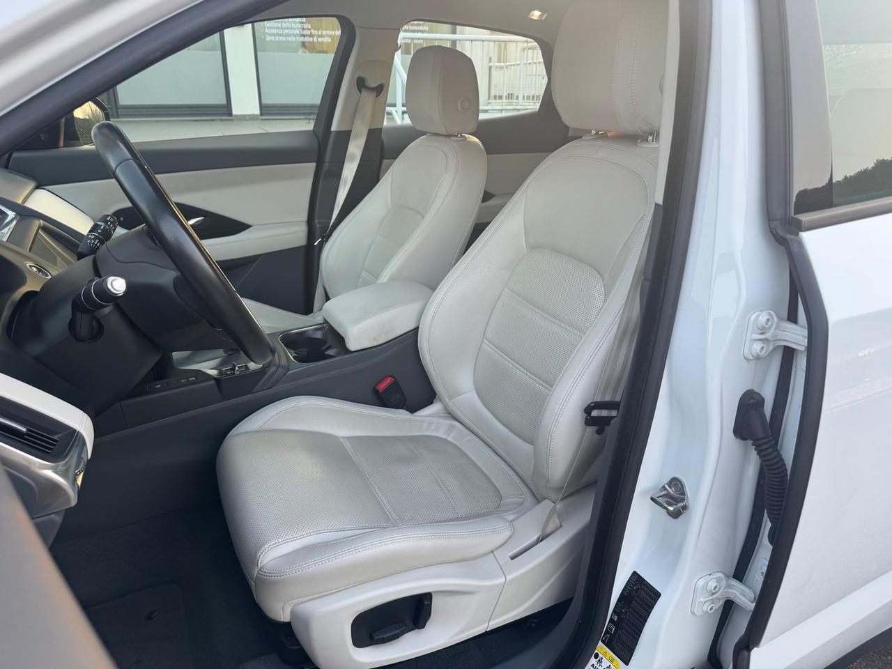 Jaguar E-Pace S D 180 #9646