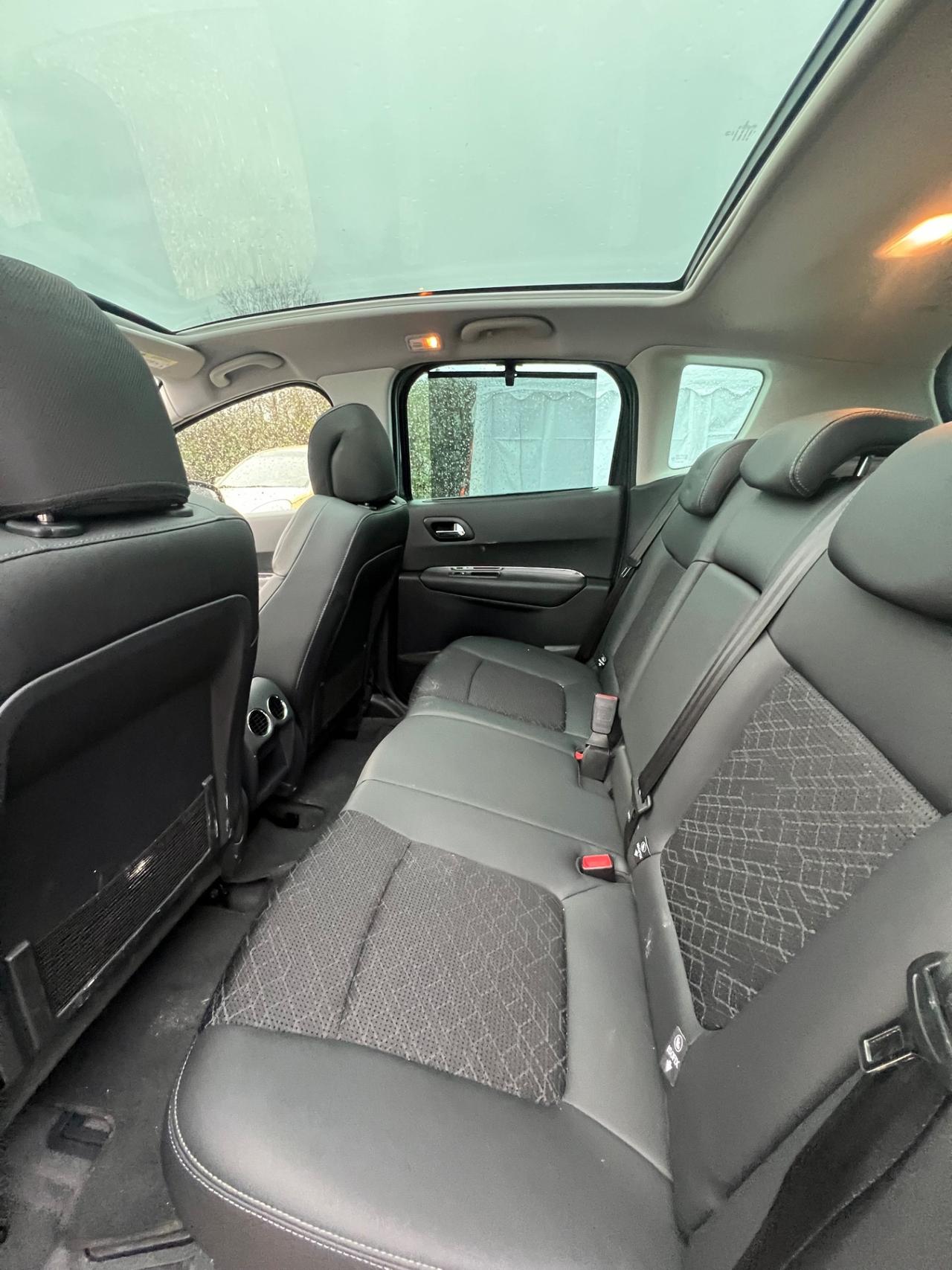 Peugeot 3008 BlueHDi 120 EAT6 S&S Business