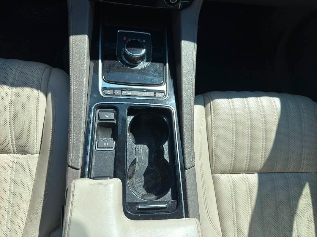 Jaguar F-Pace 2.0 D 240 CV AWD aut. Portfolio