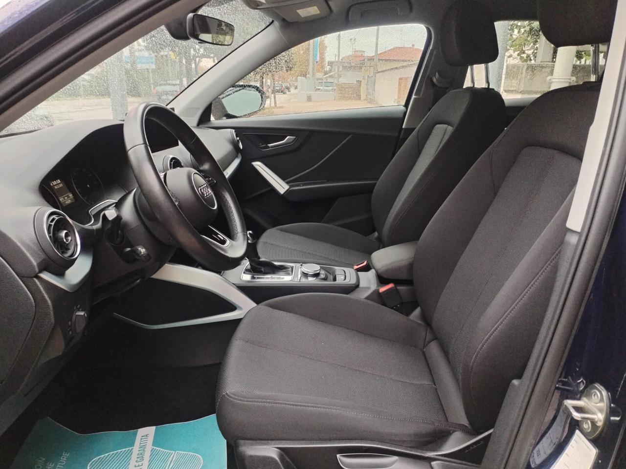 Audi Q2 35 TDI quattro S tronic Identity Black