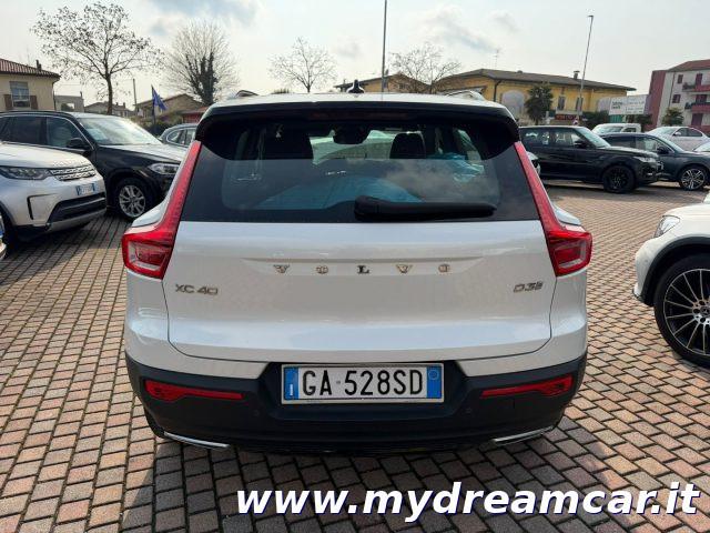 VOLVO XC40 D3 Geartronic R-design