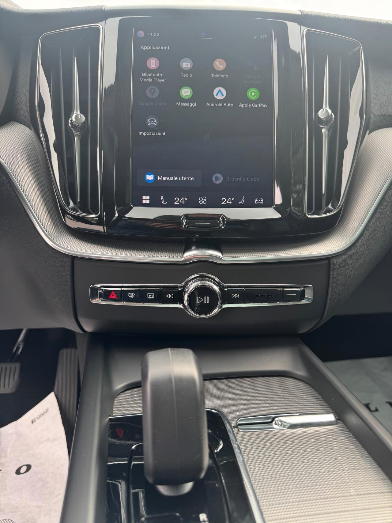 XC60 II 2022 2.0 t8 recharge phev Inscription awd 310cv aut