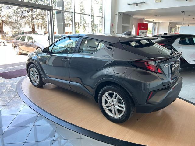 TOYOTA C-HR 1.8 Hybrid E-CVT Active