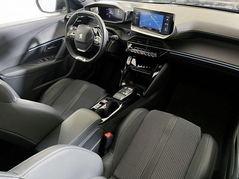 Peugeot 2008 2008 PureTech 130 S&S EAT8 GT