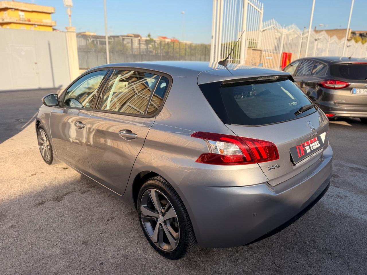 Peugeot 308 1.6 BlueHDi 120cv EAT6 Allure NAVI