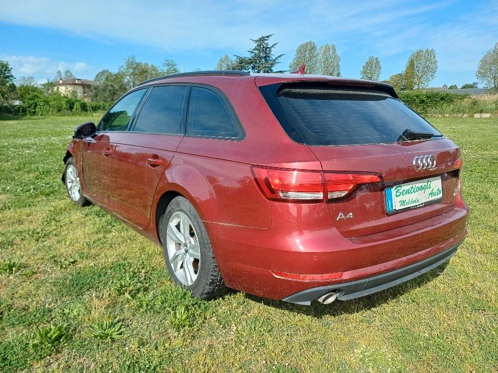 Audi A4 Avant 2.0 TDI 150 CV 2017 Incidentata