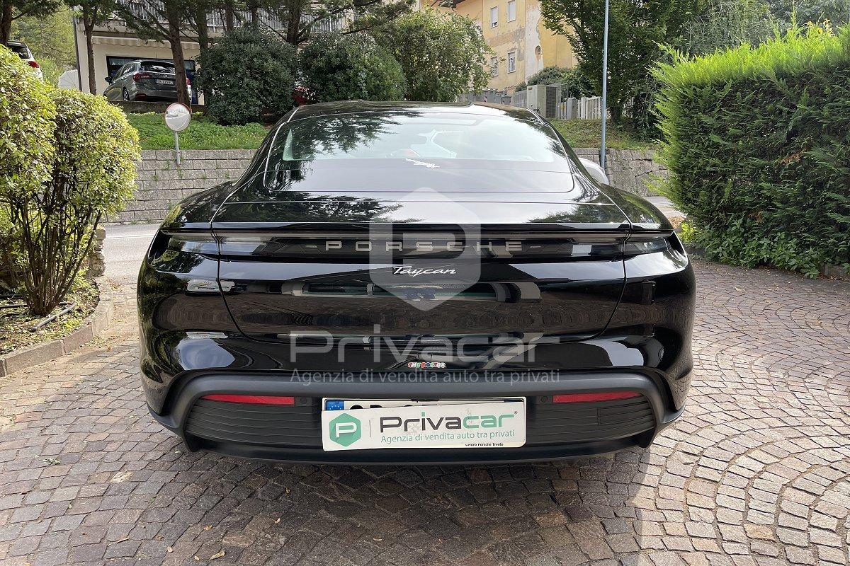 PORSCHE Taycan
