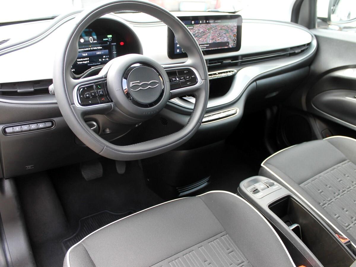 Fiat 500e Berlina 23,8 kWh Red Elettrica 95cv PREZZO REALE IVA DEDUCIBILE