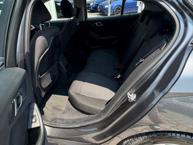 BMW 118 d 5p. Business