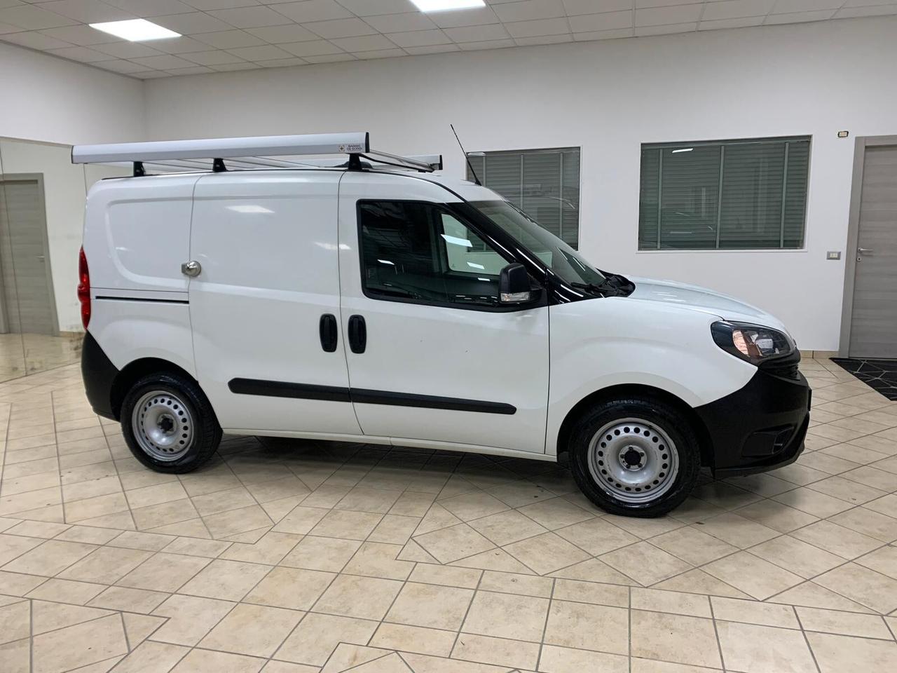 Fiat Doblò 1.4 T-Jet Natural Power *ATTREZZATO+220V*