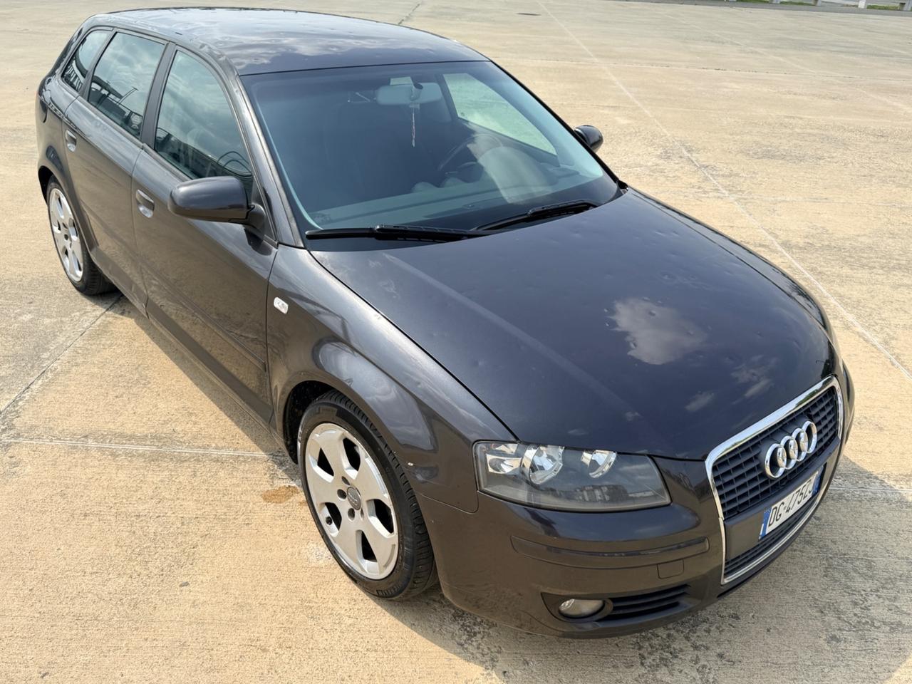 Audi A3 1.6 16V FSI Ambition GPL