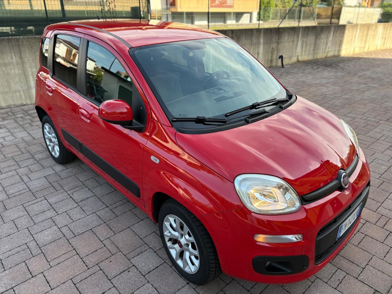 Fiat Panda 0.9 TwinAir Turbo Natural Power Lounge