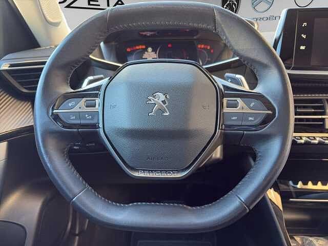 Peugeot 2008 PureTech 130 S&S EAT8 Allure