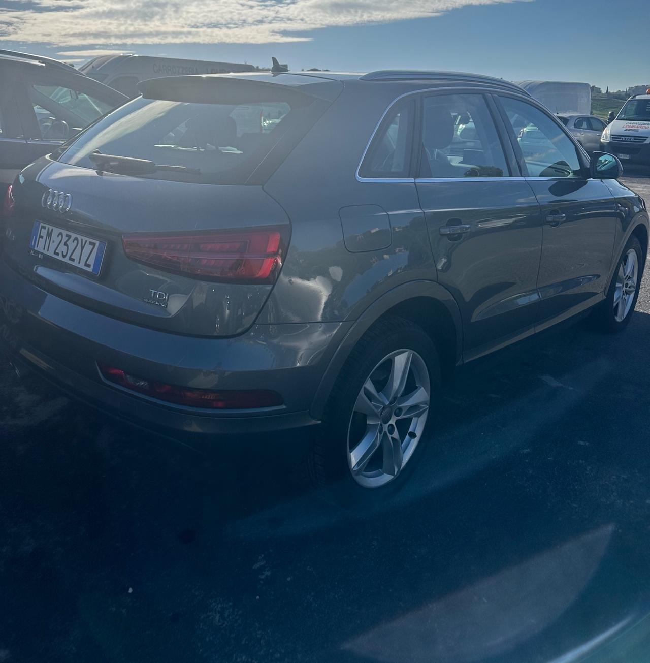 Audi Q3 2.0 TDI 150 CV quattro S tronic Business