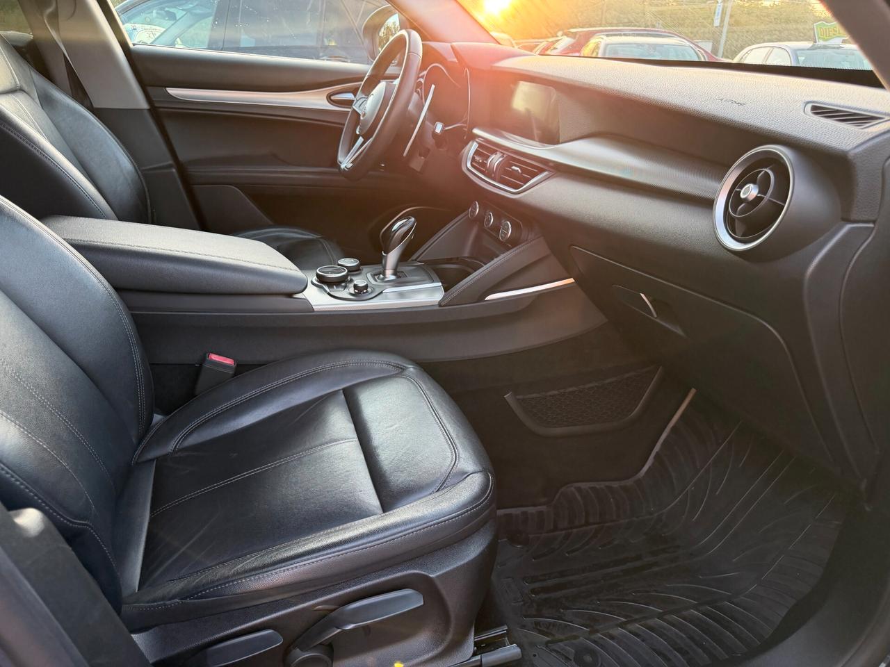 Alfa Romeo Stelvio 2.2 Turbodiesel 210 CV AT8 Q4 Super