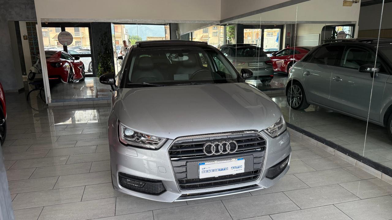 AUDI A1 1.4 TDI S TRONIC TETTO APRIBILE