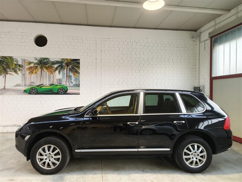 Porsche Cayenne 3.2 V6 cat !!! KM 140.000 !!! ASI in corso