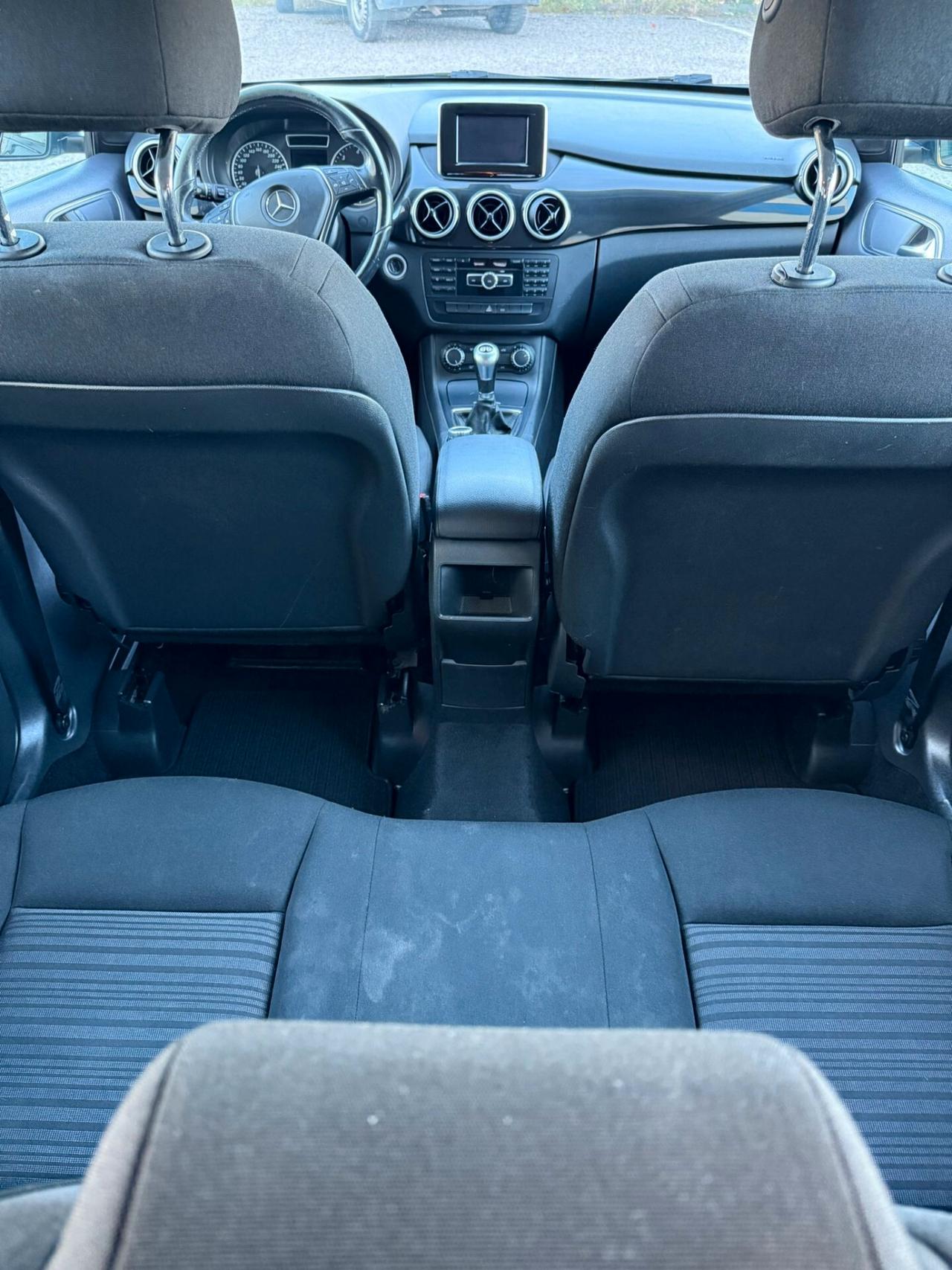 Mercedes-benz B 180 - PERMUTO