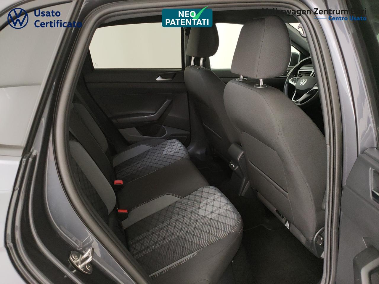 Volkswagen Polo 1.0 tsi r-line 95cv dsg
