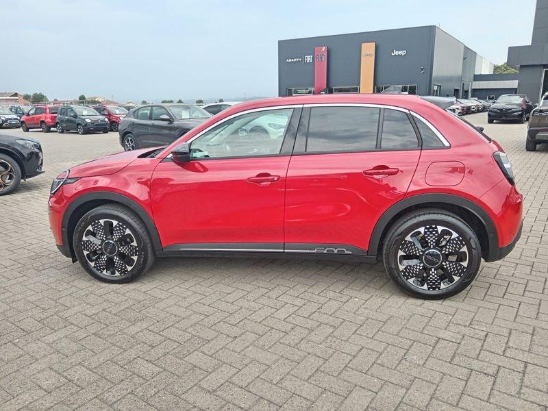 FIAT 600 1.2 Hybrid 110cv La Prima
