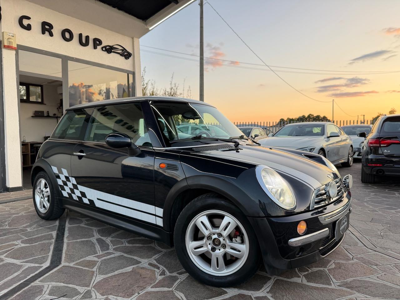 Mini 1.4 tdi One D 75cv de luxe okneopatentati