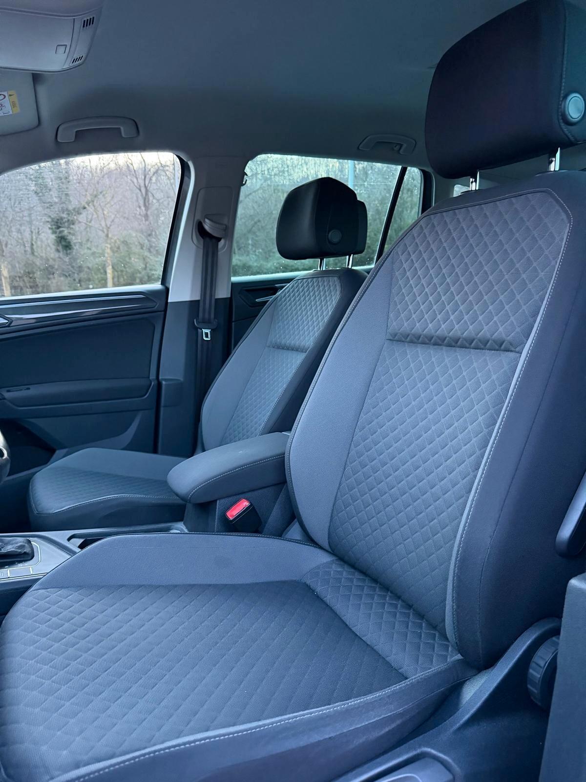 Volkswagen Tiguan 2.0 TDI SCR DSG Business BlueMotion Technology