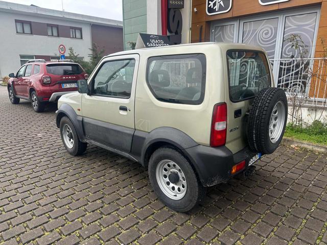 SUZUKI Jimny 1.3i 16V cat 4WD JLX