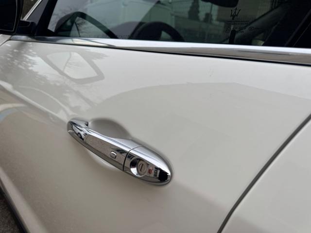 MASERATI Levante V6 Q4 350CV NAVI+RETR.