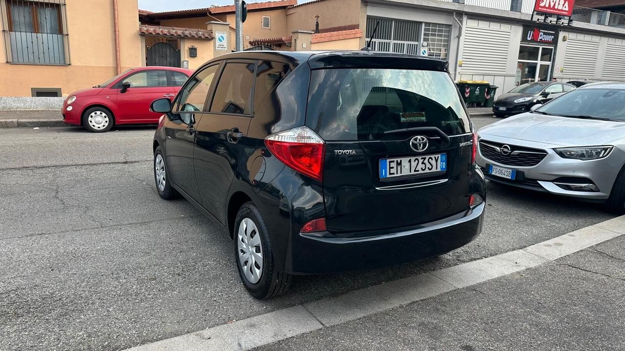 Toyota Verso-S 1.3 MT Style