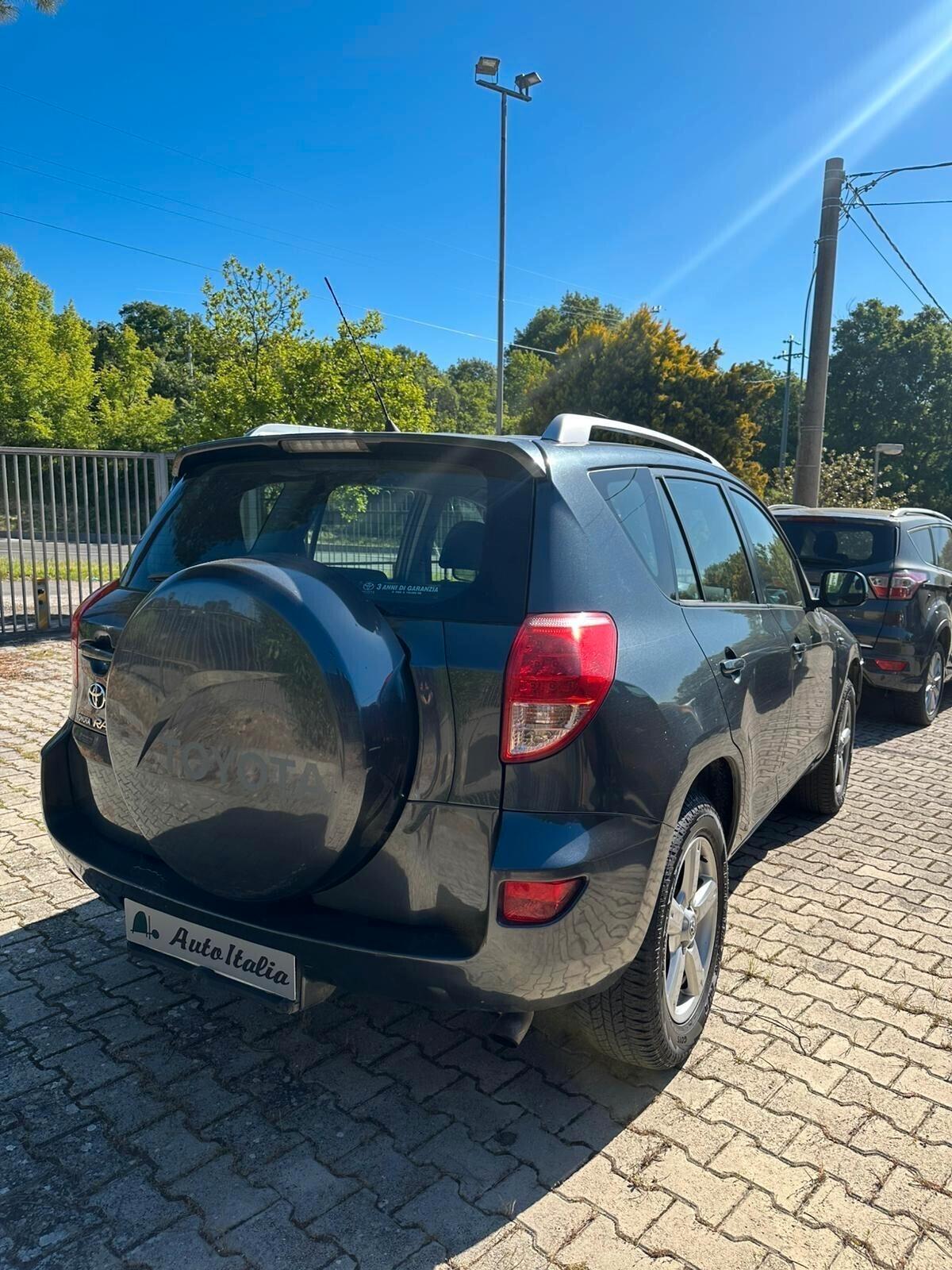 TOYOTA RAV4 2.2 D-4D 136 CV 2006