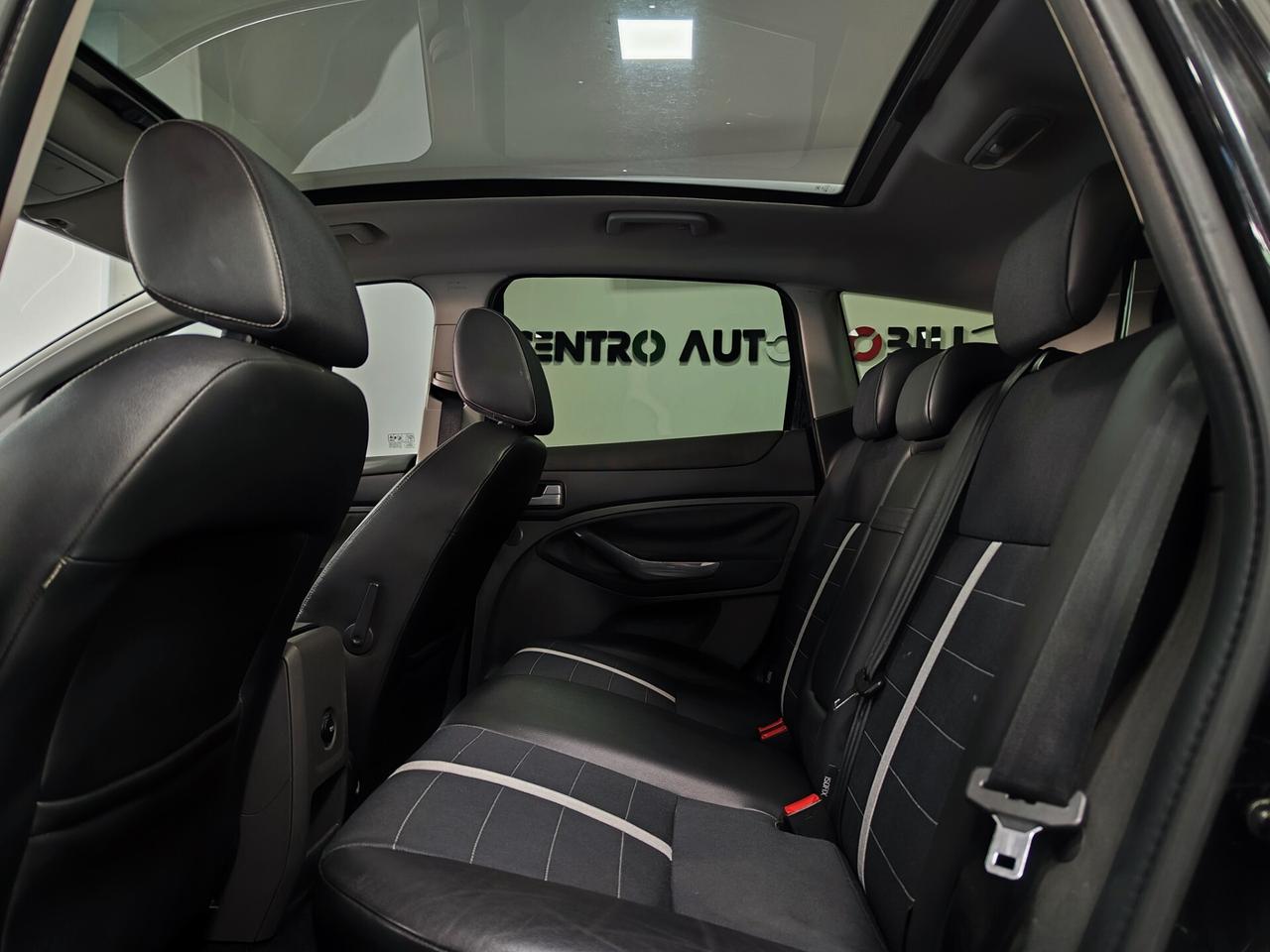 Ford Kuga 2.0 TDCi 136 CV 4WD Titanium TETTO