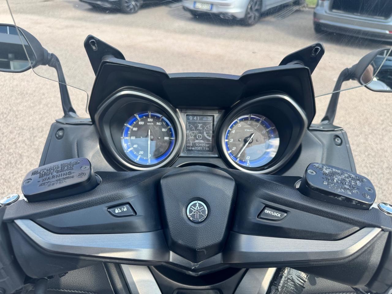 YAMAHA T-MAX 560 TECH ABS 35KW