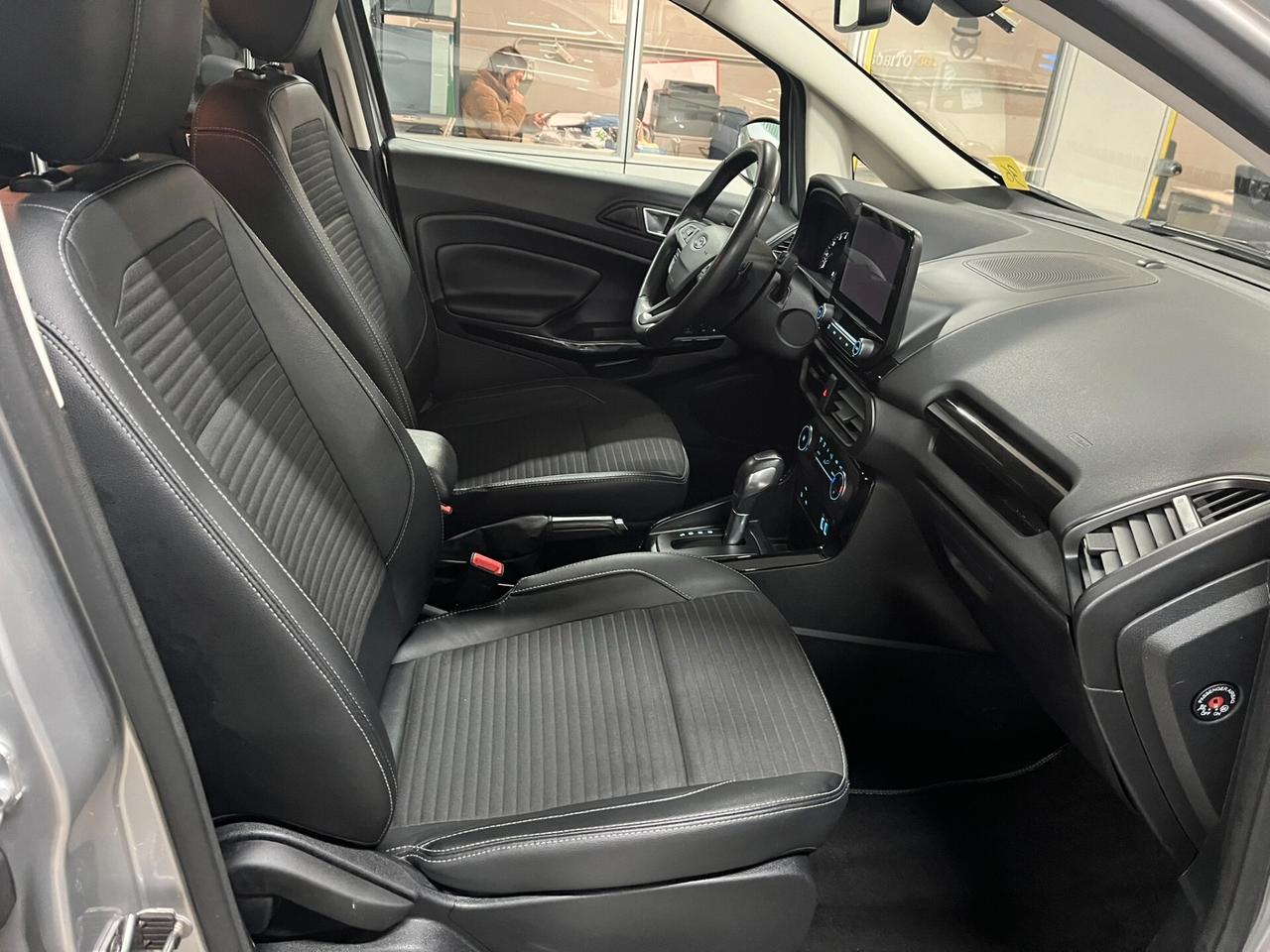 Ford EcoSport 1.0 cambio automatico, solo 70mila km