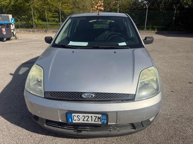 FORD Fiesta 1.4 TDCi 5p. Ghia senza nessun lavoro da fare