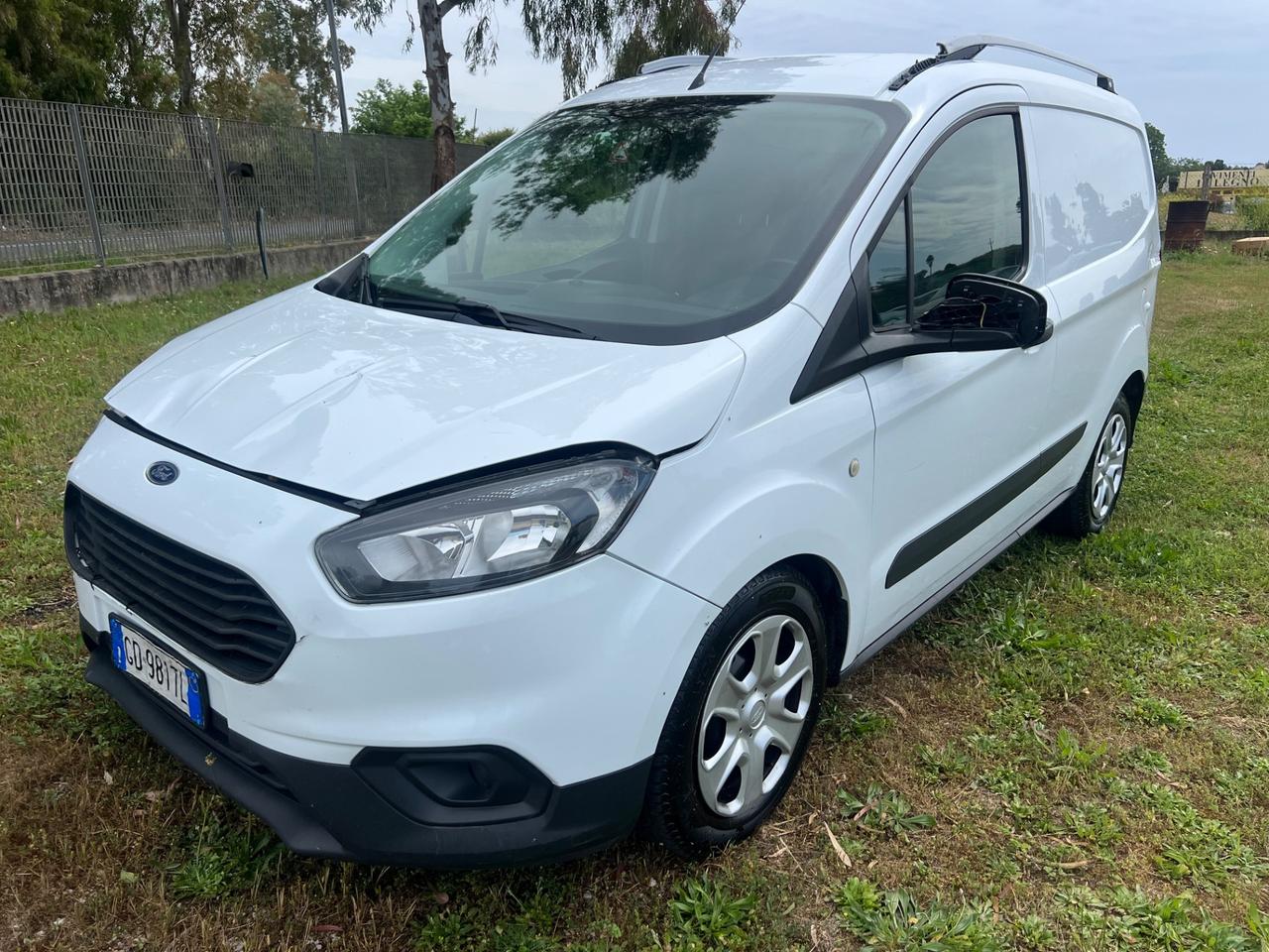 Ford Transit Courier 1.5 TDCi 75CV Van Entry