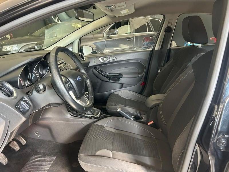 Ford Fiesta 1.5 TDCi 75CV 5P BLACK E WHITE EDITION