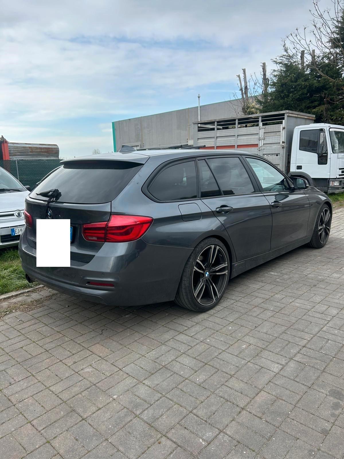 Bmw 320 320d xDrive Touring Msport