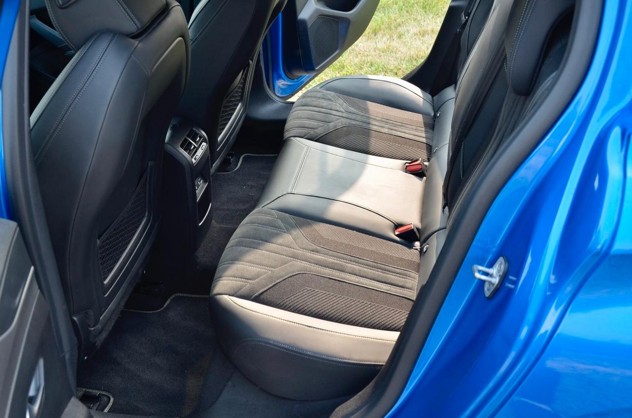 PEUGEOT 308 1.5 BLUEHDI GT 131cv EAT8, PREZZO REALE, UNCOPROP, SERVICE UFF PEUGEOT, EURO 6D, FARI LED, NAVI, 18", PERMUTE