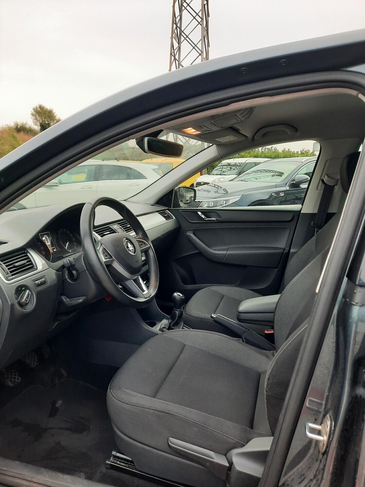 Skoda Rapid 1.4 TDI 90 CV Ambition OK NEOPATENTATI