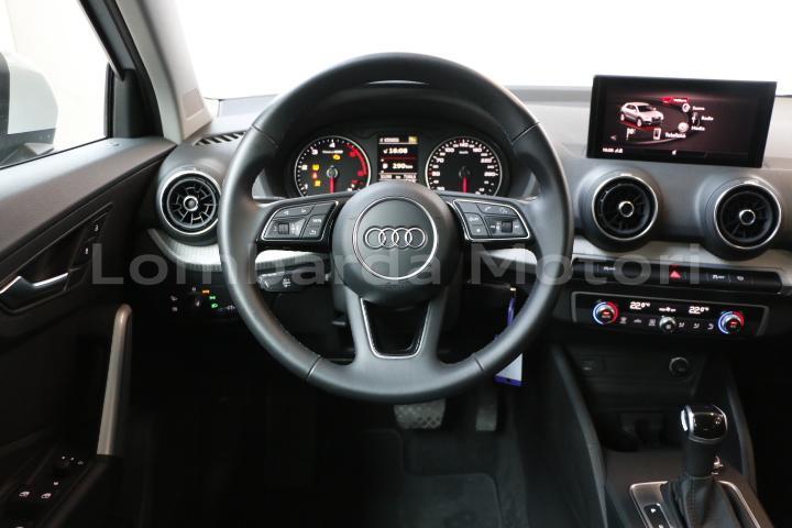 Audi Q2 30 2.0 tdi Business s-tronic