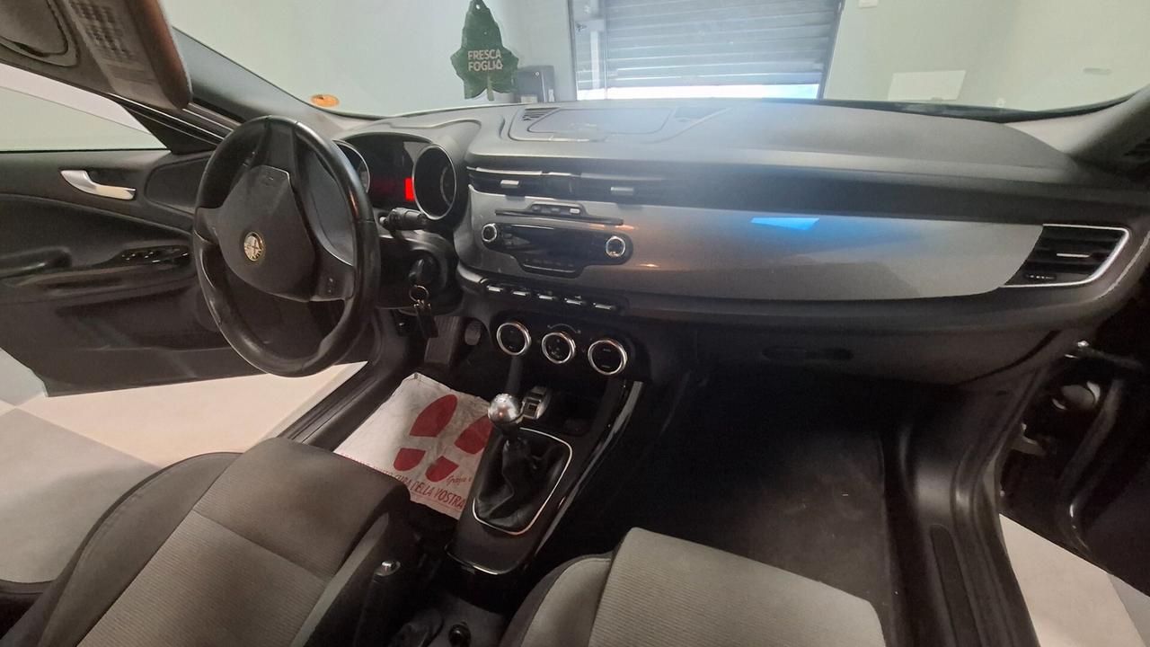 Alfa Romeo Giulietta 1.6 JTDm-2 105 CV Distinctive