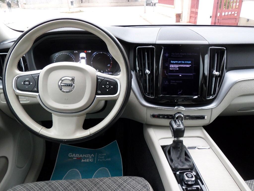 VOLVO XC60 D4 GEARTRONIC BUSINESS PLUS - Navi-2 Park-Camera-Cerchi 18"