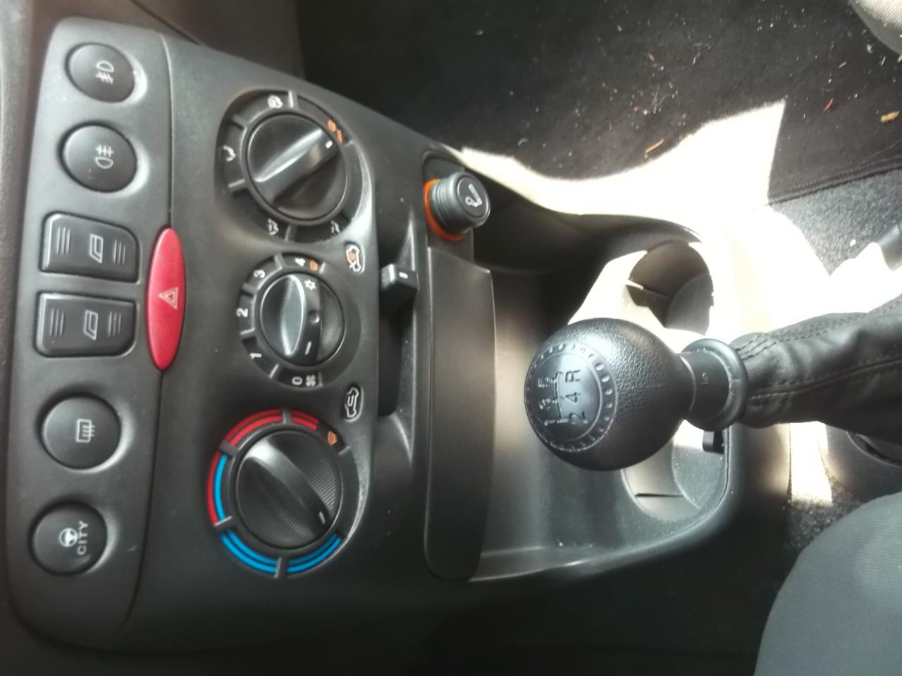 Fiat Punto Classic 1.2 5 porte Active GPL